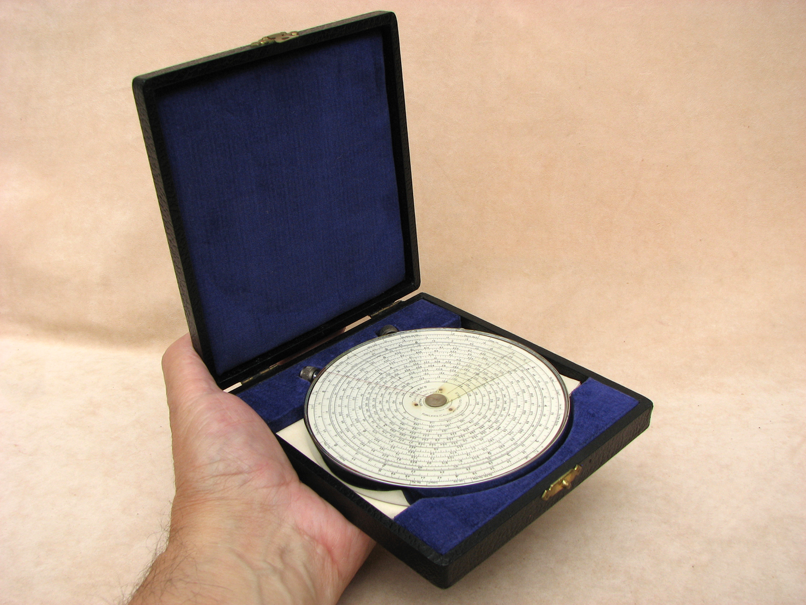 Fowler's Jubilee Magnum Extra Long Scale calculator in presentation case